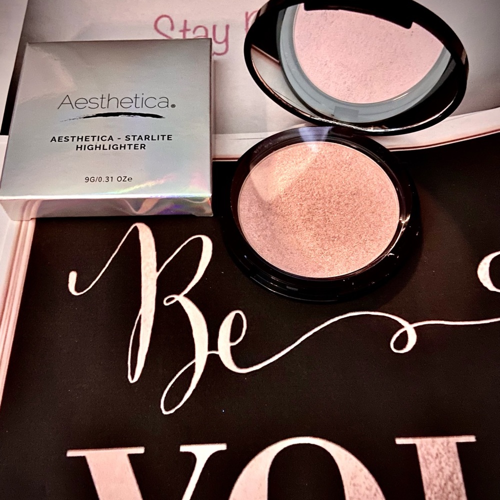 Aesthetica STARLITE HIGHLITER-shade: Comos (Sparkling Rose Gold)